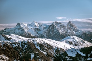 THEMENBILD, Die Berge im Winter